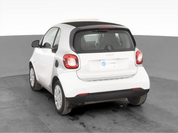 2017 smart fortwo Pure Hatchback Coupe 2D coupe White - FINANCE... for sale in Nashville, TN – photo 8