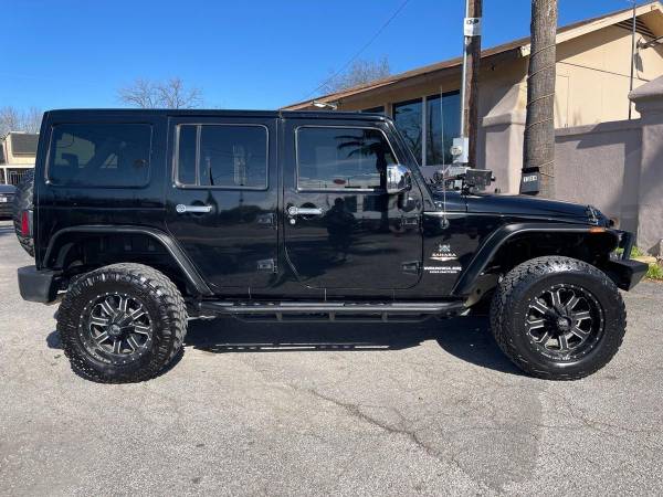 2012 Jeep Wrangler Unlimited Sahara 4x4 4dr SUV EVERYONE IS for sale in San Antonio, TX – photo 7