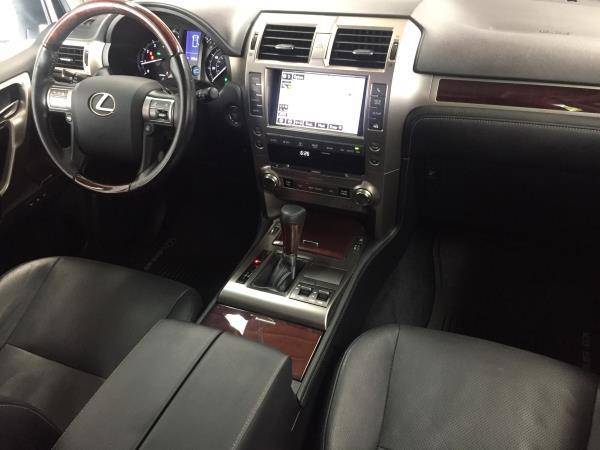 2017 Lexus GX 460 Premium 4WD With Just 18,000 Miles (1- Owner) GX460 for sale in Walnut Creek, CA – photo 9