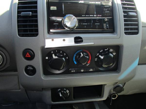 2007 Nissan Frontier SE Crew Cab Long Bed 4WD - - by for sale in Other, ME – photo 19