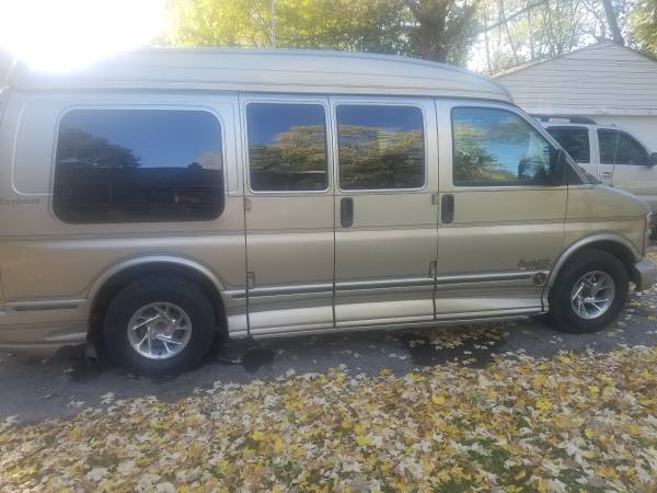 Chevy high top van for sale in Indianapolis, IN – photo 10
