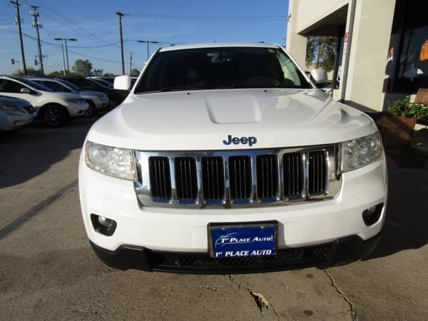 2013 Jeep Grand Cherokee RWD 4dr Laredo - cars & trucks - by dealer... for sale in Watauga (N. Fort Worth), TX – photo 4