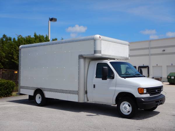 2006 Ford E450 14' Box Truck w/ Attic V10 FL Truck 1 Owner Cutaway Eco for sale in West Palm Beach, FL – photo 2