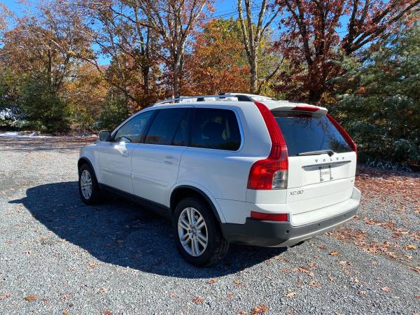 2011 Volvo XC90 - cars & trucks - by owner - vehicle automotive sale for sale in Rehoboth, RI – photo 4