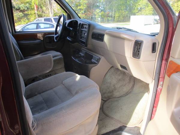 2001 CHEVROLET EXPRESS 1500 CONVERSION VAN for sale in Ridgeville, IN – photo 2