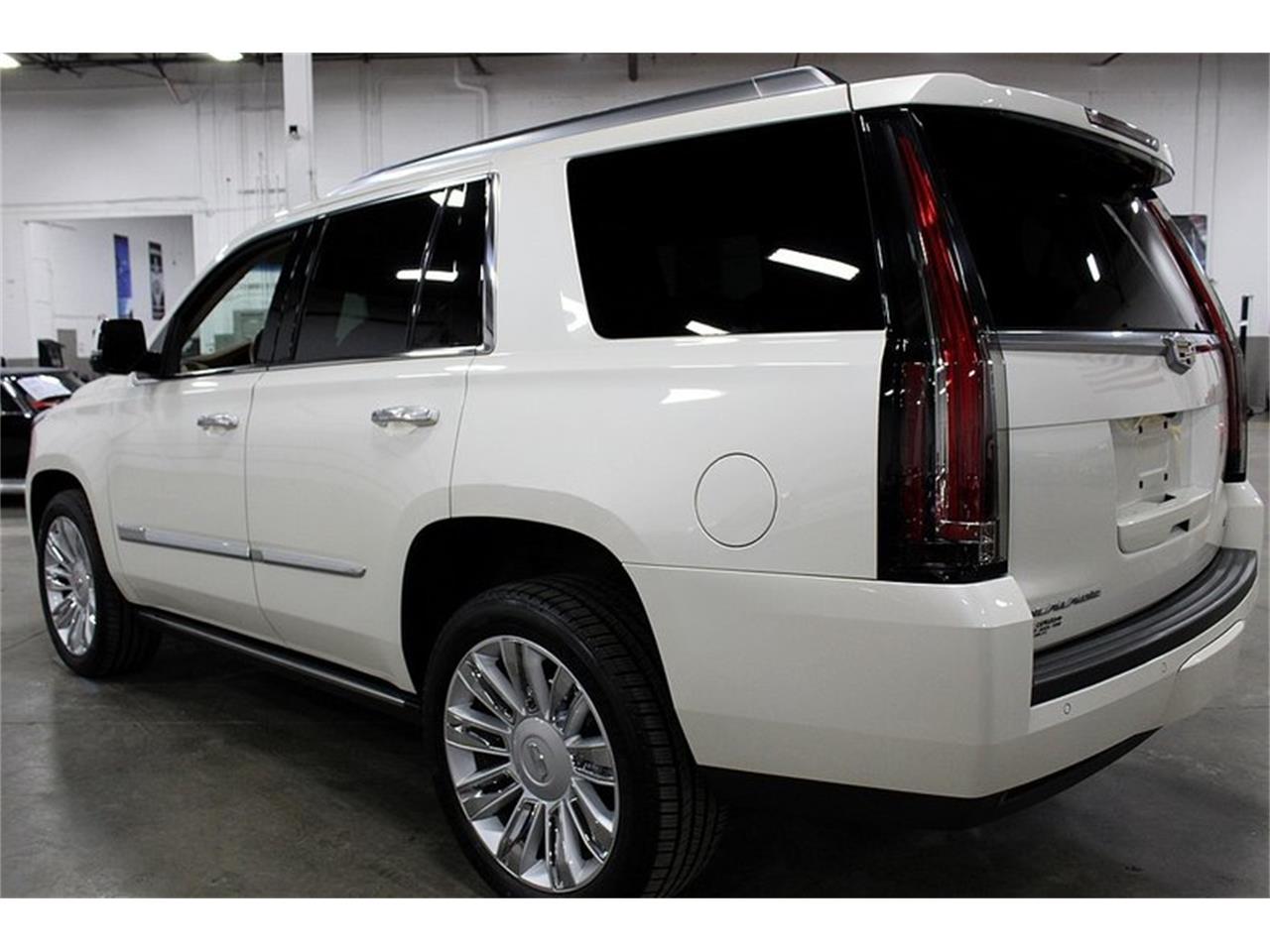 2015 Cadillac Escalade for sale in Kentwood, MI – photo 23