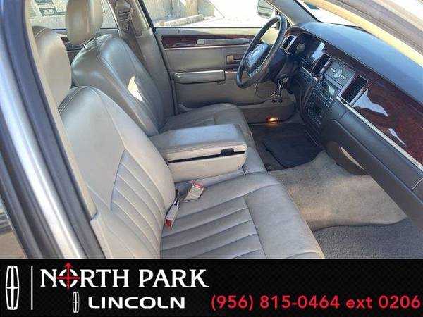 2003 Lincoln Town Car Executive - sedan - - by dealer for sale in San Antonio, TX – photo 23