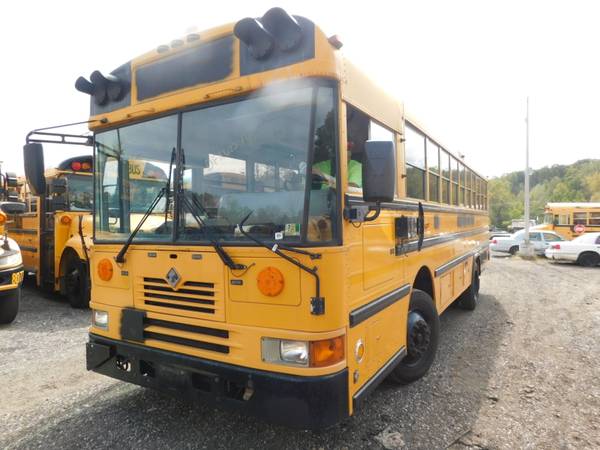 2002 International School Bus for sale in Upper Marlboro, District Of Columbia – photo 2