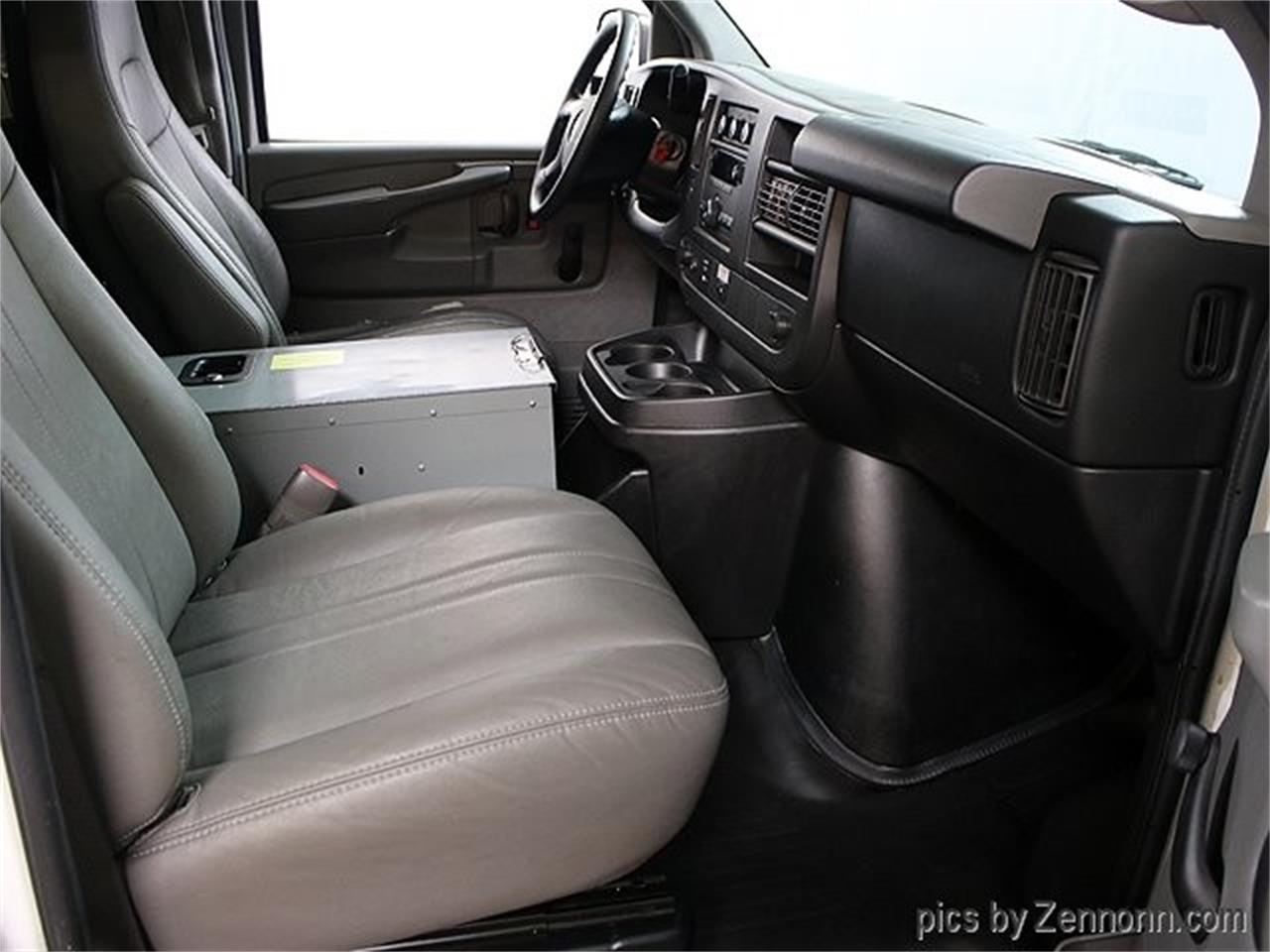 2012 Chevrolet Express for sale in Addison, IL – photo 25