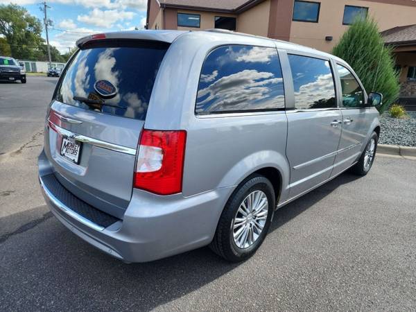 2013 Chrysler Town and Country Touring L 4dr Mini Van - cars & for sale in Faribault, MN – photo 8
