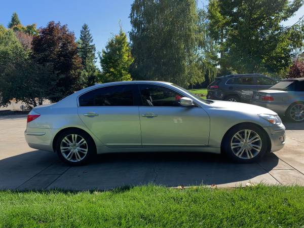 Hyundai Genesis 2011 for sale for sale in Chico, CA – photo 4