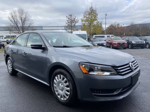2014 Volkswagen Passat - Financing Available! - cars & trucks - by... for sale in Chantilly, WV