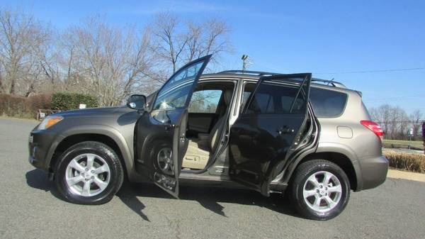 2010 Toyota RAV4 LIMITED 4X4 ONLY 68k Mi, LOADED EXTRA-CLEAN! for sale in MANASSAS PARK, District Of Columbia – photo 9