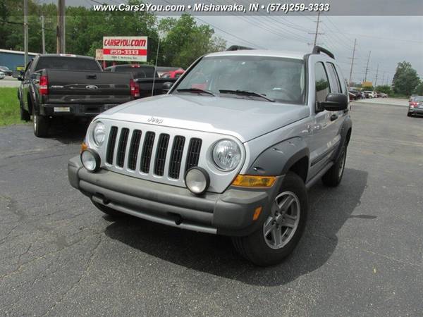 2005 JEEP LIBERTY RENEGADE 4x4 *JUST SERVICED* compass patriot for sale in Mishawaka, IN – photo 7