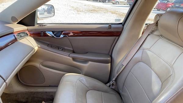 2005 Cadillac Deville Sedan SEDAN - - by dealer for sale in Cleves, OH – photo 7