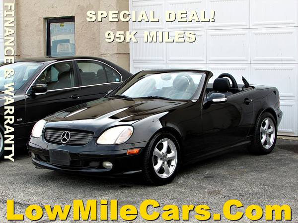 low miles 2001 Mercedes Benz SLK 320 convertible 95k for sale in Willowbrook, IL
