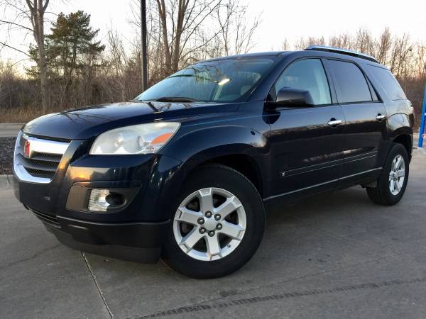 2007 OUTLOOK XE!! ALL WHEEL DRIVE!! TV/DVD SYSTEM!! BRAND NEW TIRES!! for sale in Burton, MI