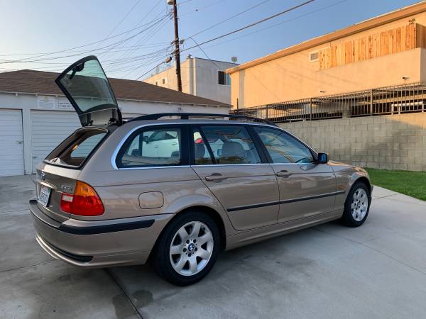 2001 BMW e46 325i wagon low miles 1 owner trade for land cruiser for sale in Culver City, CA – photo 2