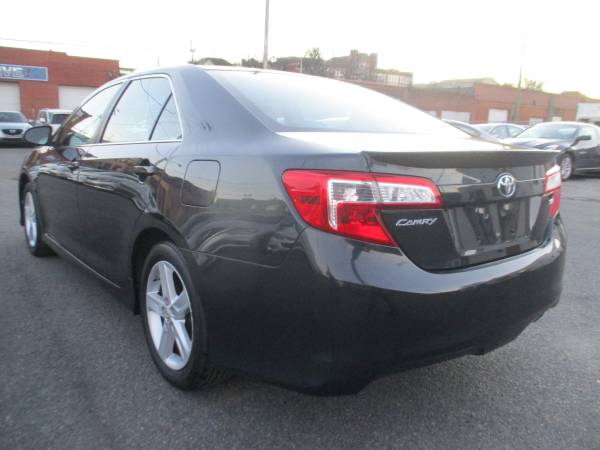 2014 Toyota Camry SE Hot Deal/Cold AC & Clean Title - cars & for sale in Roanoke, VA – photo 6