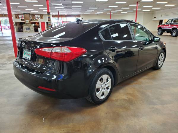 2015 KIA FORTE LX! - - by dealer - vehicle for sale in Nampa, ID – photo 9