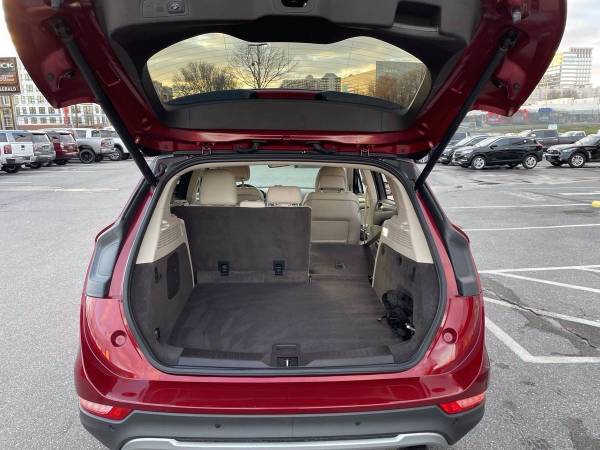 2017 Lincoln MKC Premier - - by dealer - vehicle for sale in Rockville, District Of Columbia – photo 16