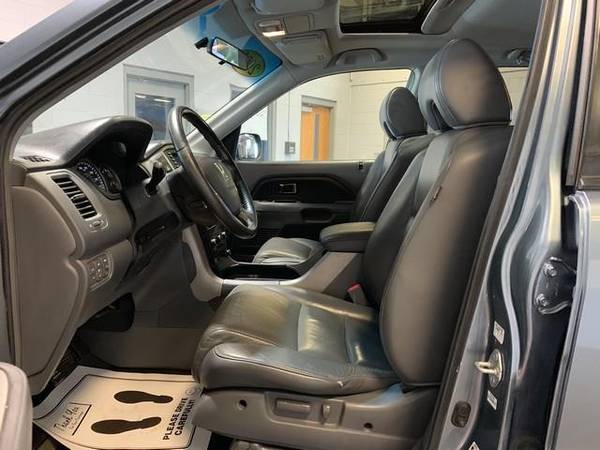 2006 HONDA PILOT EX-L 4WD LEATHER! MOON! 3RD ROW! LOADED! for sale in Coopersville, MI – photo 11