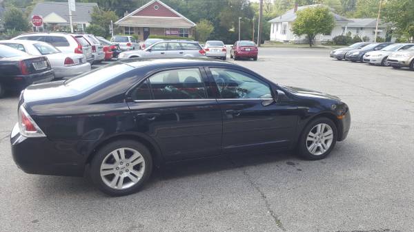 2006 Ford Fusion SEL, Runs Great! Leather! Cold Air! ONLY $3450!!! for sale in New Albany, KY – photo 2