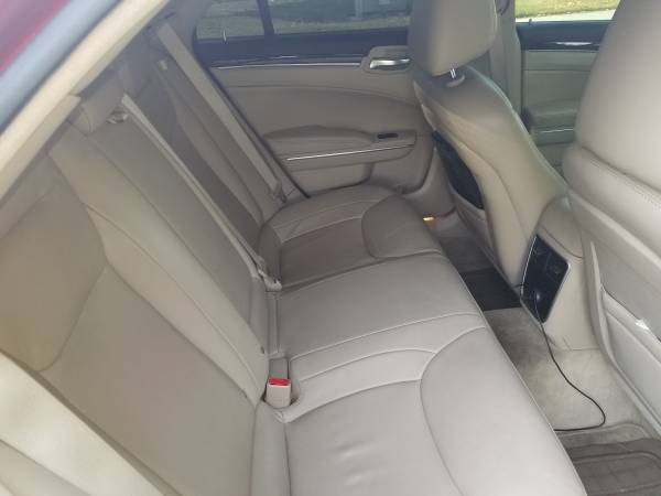 Chrysler 300 for sale in Vacaville, CA – photo 6
