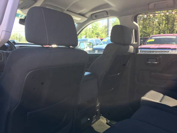 2015 GMC Sierra SLE Crew Cab 5.3L Kodiak! Z71! Spray In Liner! for sale in Bridgeport, NY – photo 16