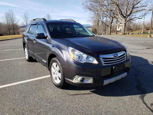 2011 Subaru outback limited for sale in East Providence, RI