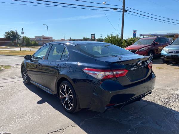 2018 Toyota Camry SE Clean Title Back Camera Sunroof Low Miles for sale in Dallas, TX – photo 5