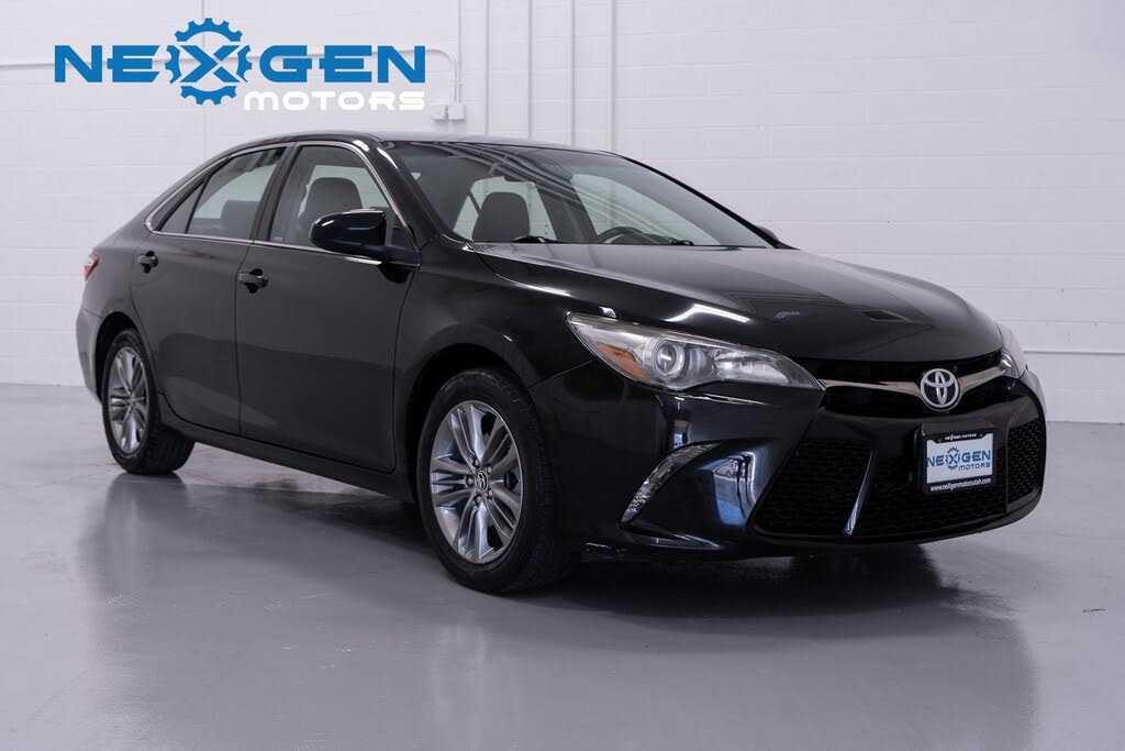 2015 Toyota Camry XLE for sale in Orem, UT – photo 40