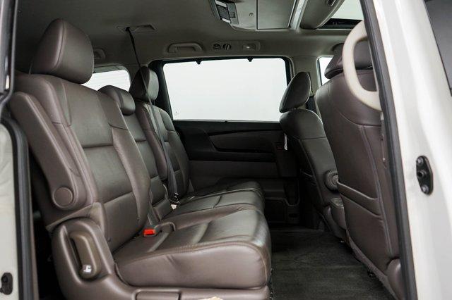 2017 Honda Odyssey Touring Elite for sale in Burnsville, MN – photo 11
