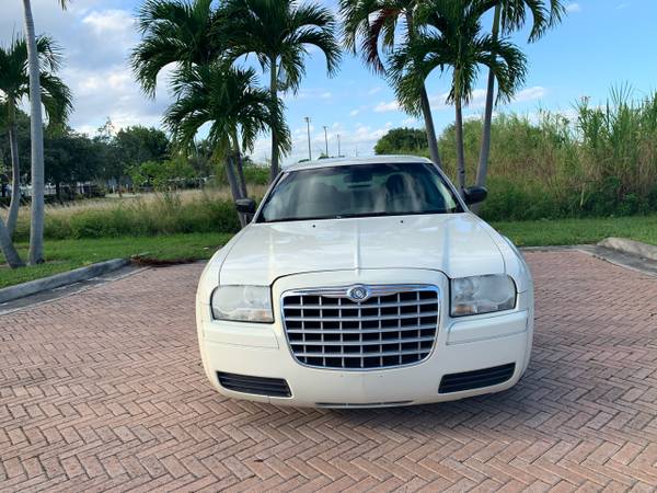 2008 Chrysler 300 4dr Sdn 300 LX RWD for sale in Miami, FL – photo 12
