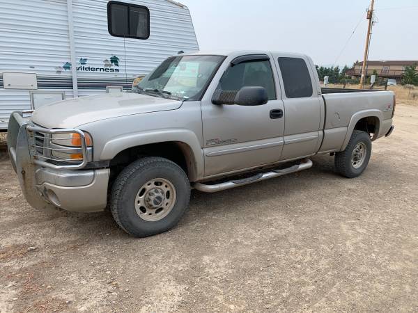 2005 GMC 2500HD 4WD - cars & trucks - by owner - vehicle automotive... for sale in Helena, MT