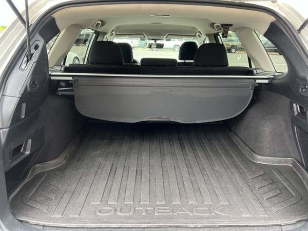2019 Subaru Outback Premium AWD 73, 000 Miles One-Owner - cars & for sale in Bozeman, MT – photo 12