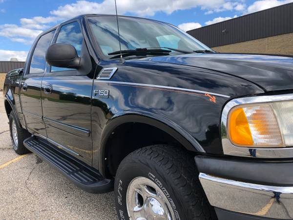 Deal! 2001 Ford F-150 Lariat! 4x4! Crew Cab! Affordable! for sale in Ortonville, MI – photo 12