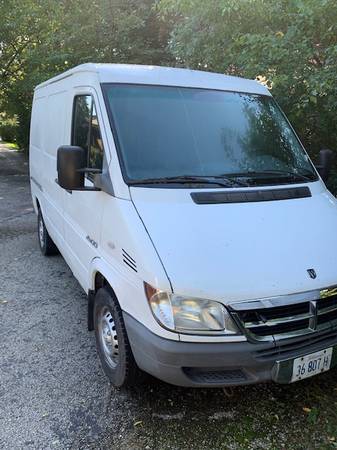2004 Dodge Sprinter Diesel 118" wheelbase 190k miles WELL MAINTAINED for sale in Mount Prospect, IL – photo 8