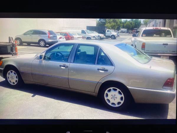 1993 Mercedes Benz 300 SE - cars & trucks - by owner - vehicle... for sale in Corona, CA – photo 2