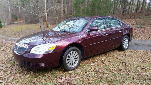 2007 Buick Lucerne, Original Owner, Excellent Condition - cars & for sale in Newnan, GA – photo 2