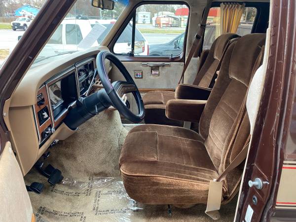 1987 Ford E-150 Conversion Van 74K MILES! - - by for sale in Lincoln, NE – photo 11