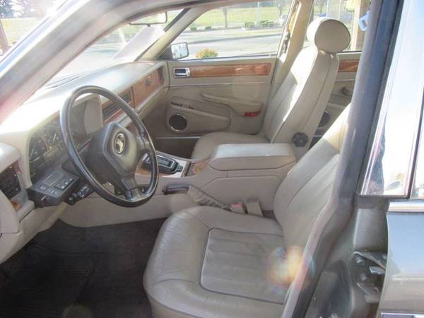 1992 *Jaguar* *XJ* *4dr Sedan Vanden Plas* - cars & trucks - by... for sale in Marysville, WA – photo 8