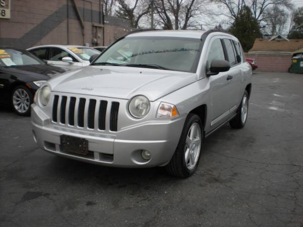 2007 Jeep Compass 4X4 - - by dealer - vehicle for sale in Roseville, MI – photo 4