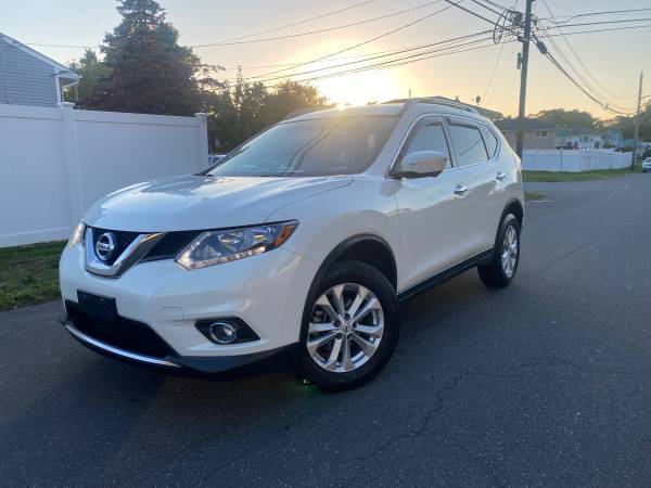 2014 Nissan Rogue SV AWD - - by dealer - vehicle for sale in Massapequa, NY – photo 2