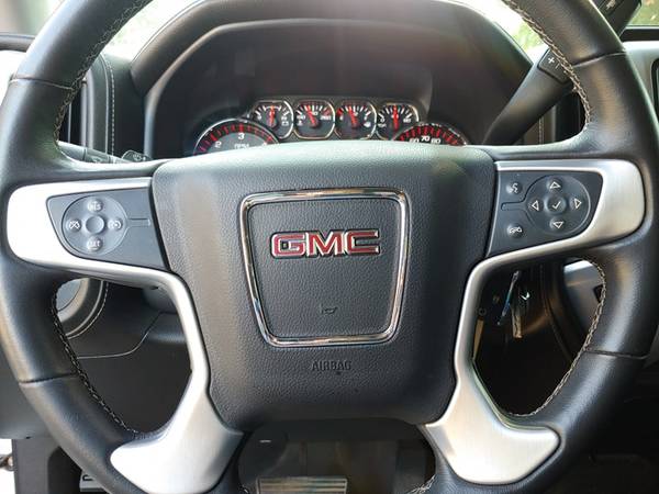 2016 GMC SIERRA SLT Z71 4X4 LEATHER! 1 OWNER! CLEAN CARFAX! LIKE NEW! for sale in Norman, TX – photo 10