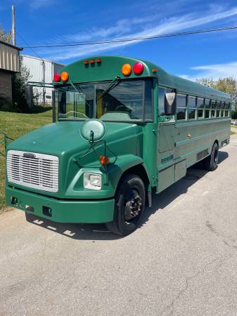 2004 Freightliner Bus for sale in Maryville, TN