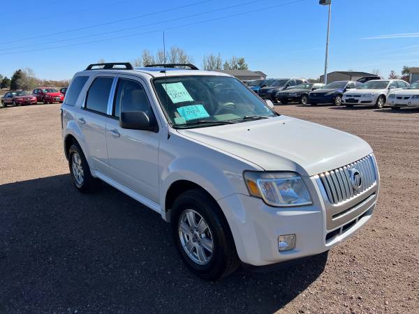 2010 Mercury Mariner 4WD - - by dealer - vehicle for sale in Sioux Falls, SD – photo 4