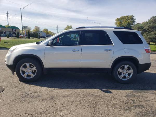 2011 GMC Acadia SLE, Great Service History, Low Miles, Clean Carfax for sale in Lapeer, MI – photo 2