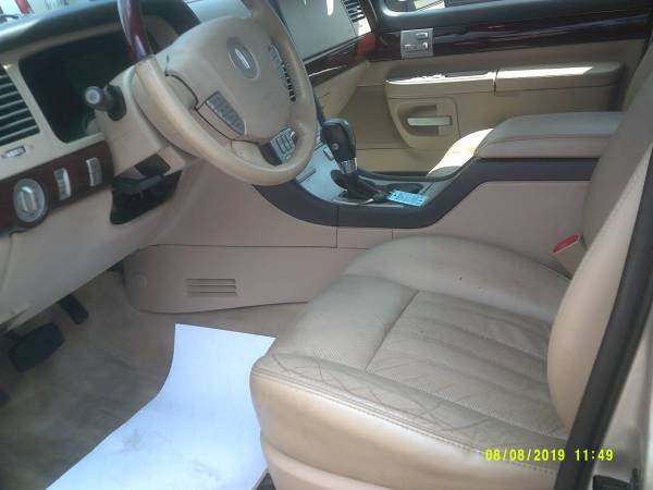 2005 Lincoln Aviator , AWD for sale in York, PA – photo 3