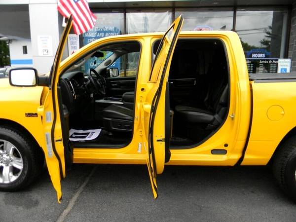 2016 RAM 1500 CREW CAB 4WD 5 7L V8 HEMI POWERED RUMBLE BEE - cars & for sale in Plaistow, MA – photo 15